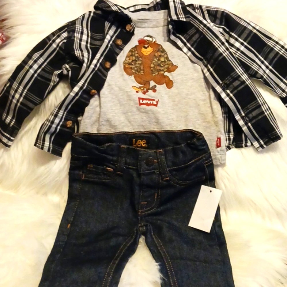 Jeans, long sleeve shirt